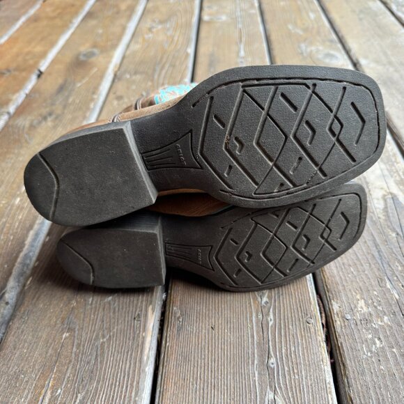 Ariat Tan Leather Turquoise Stitching Cattle Cate Western Boot in Kids 4.5/EU 36 - Picture 10 of 10